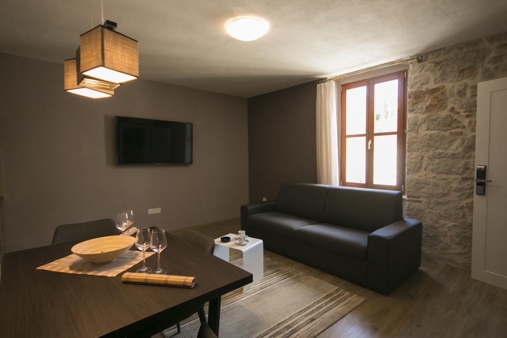Apartmens Melisa Vrsar Buitenkant foto